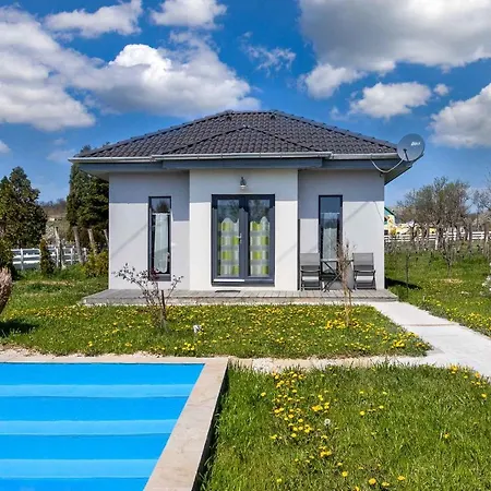 In - Balaton 42690 Ábrahámhegy